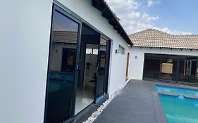 The King'S Court Guest Manor